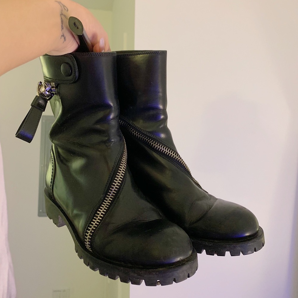 Alexander McQueen black boots - limited edition